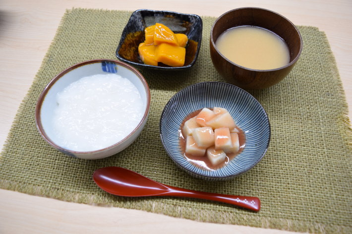 すむーす食つるりん朝食