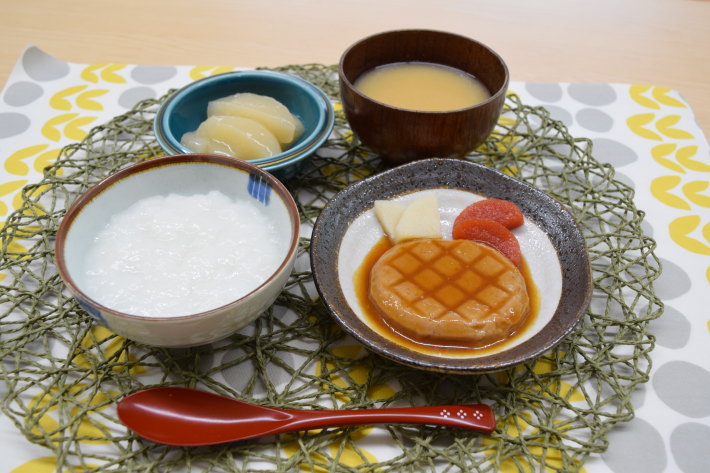 すむーす食つるりん昼食